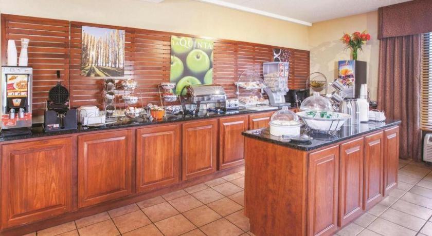 Country Inn & Suites By Radisson, Canton Near Hall Of Fame North Canton Dış mekan fotoğraf