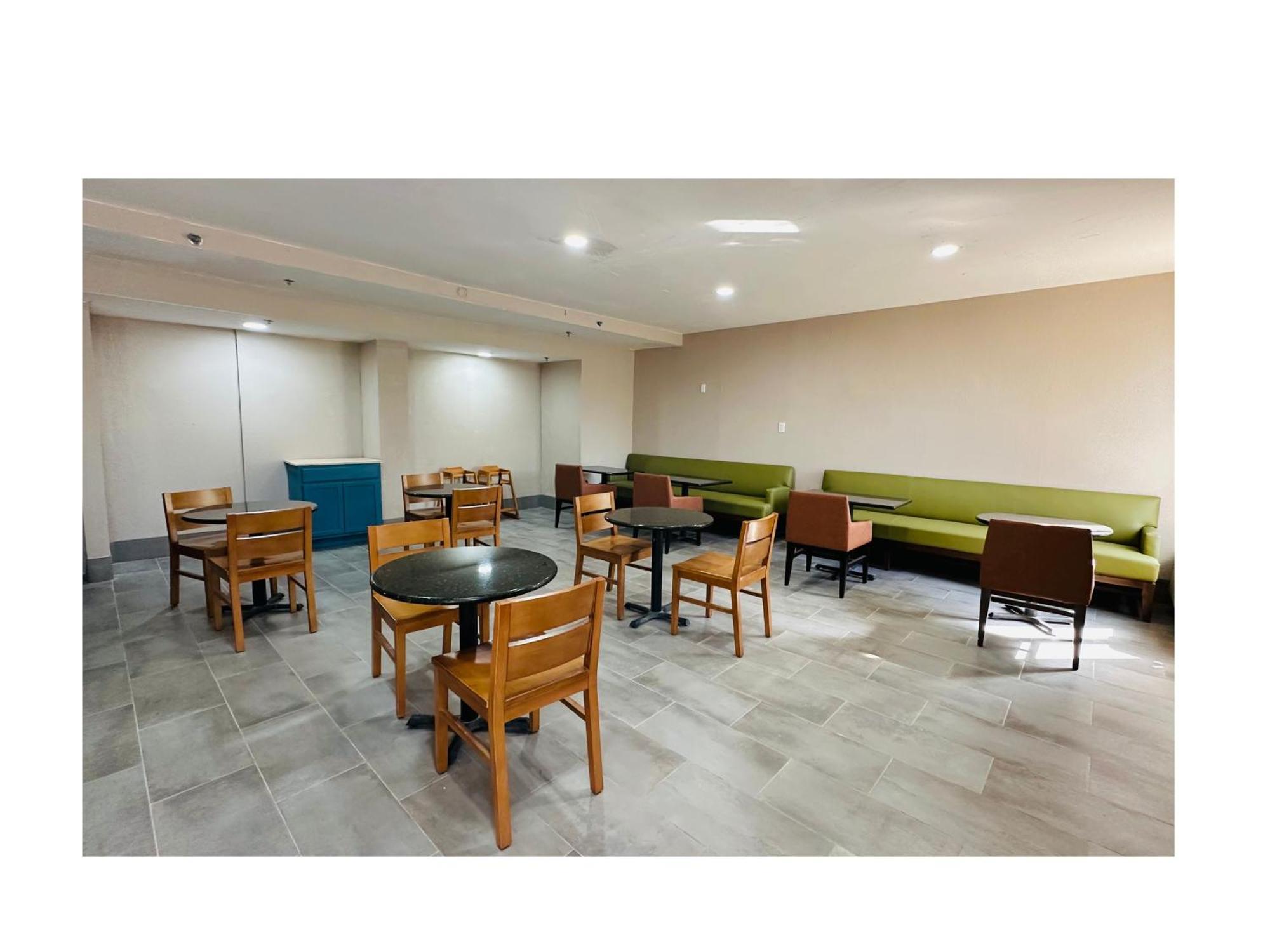 Country Inn & Suites By Radisson, Canton Near Hall Of Fame North Canton Dış mekan fotoğraf