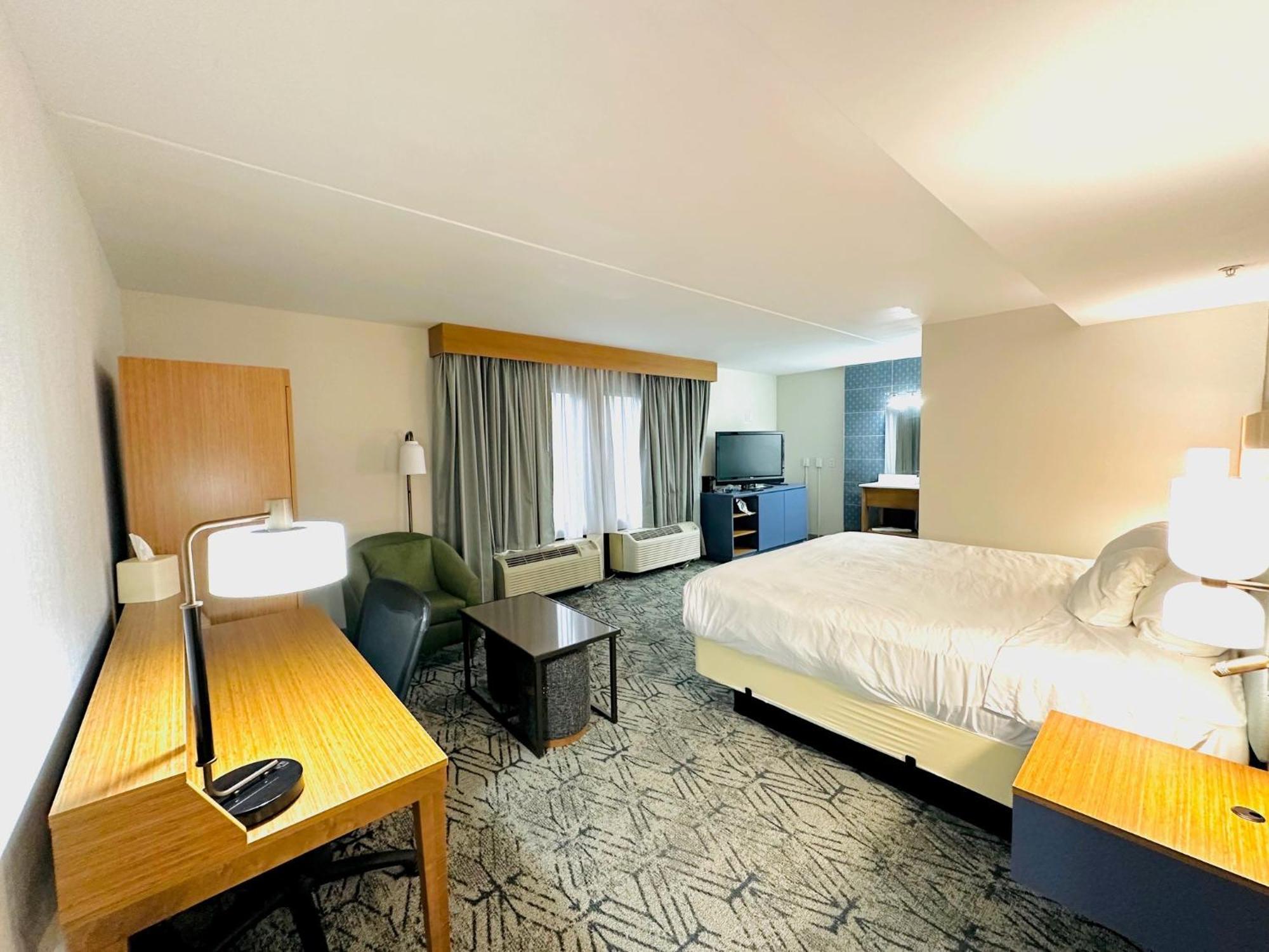 Country Inn & Suites By Radisson, Canton Near Hall Of Fame North Canton Dış mekan fotoğraf