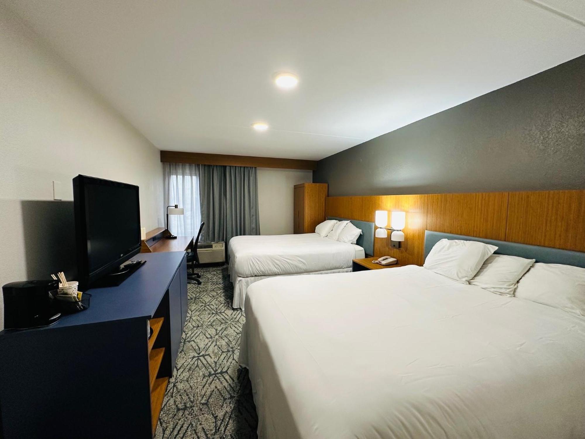 Country Inn & Suites By Radisson, Canton Near Hall Of Fame North Canton Dış mekan fotoğraf