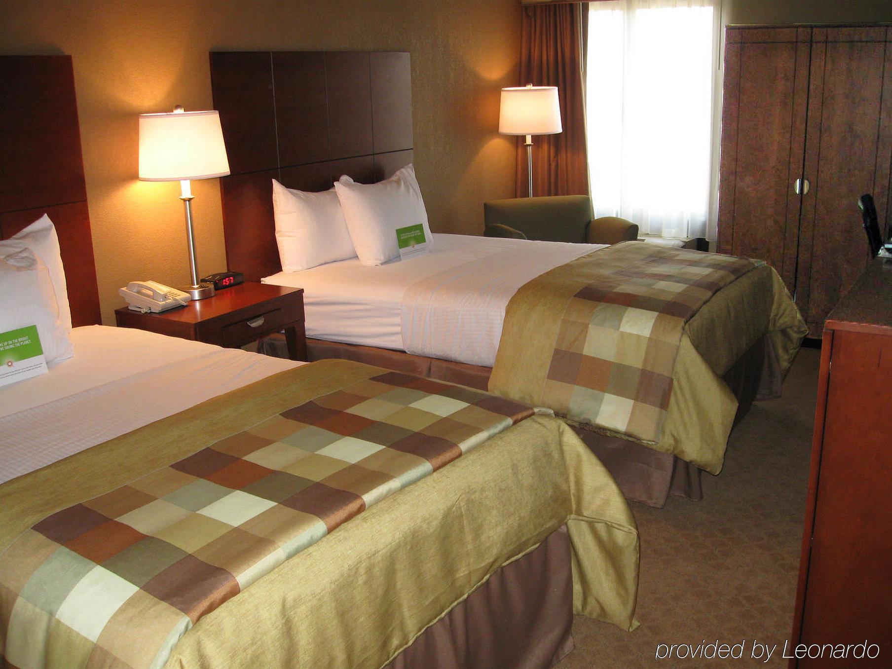 Country Inn & Suites By Radisson, Canton Near Hall Of Fame North Canton Oda fotoğraf