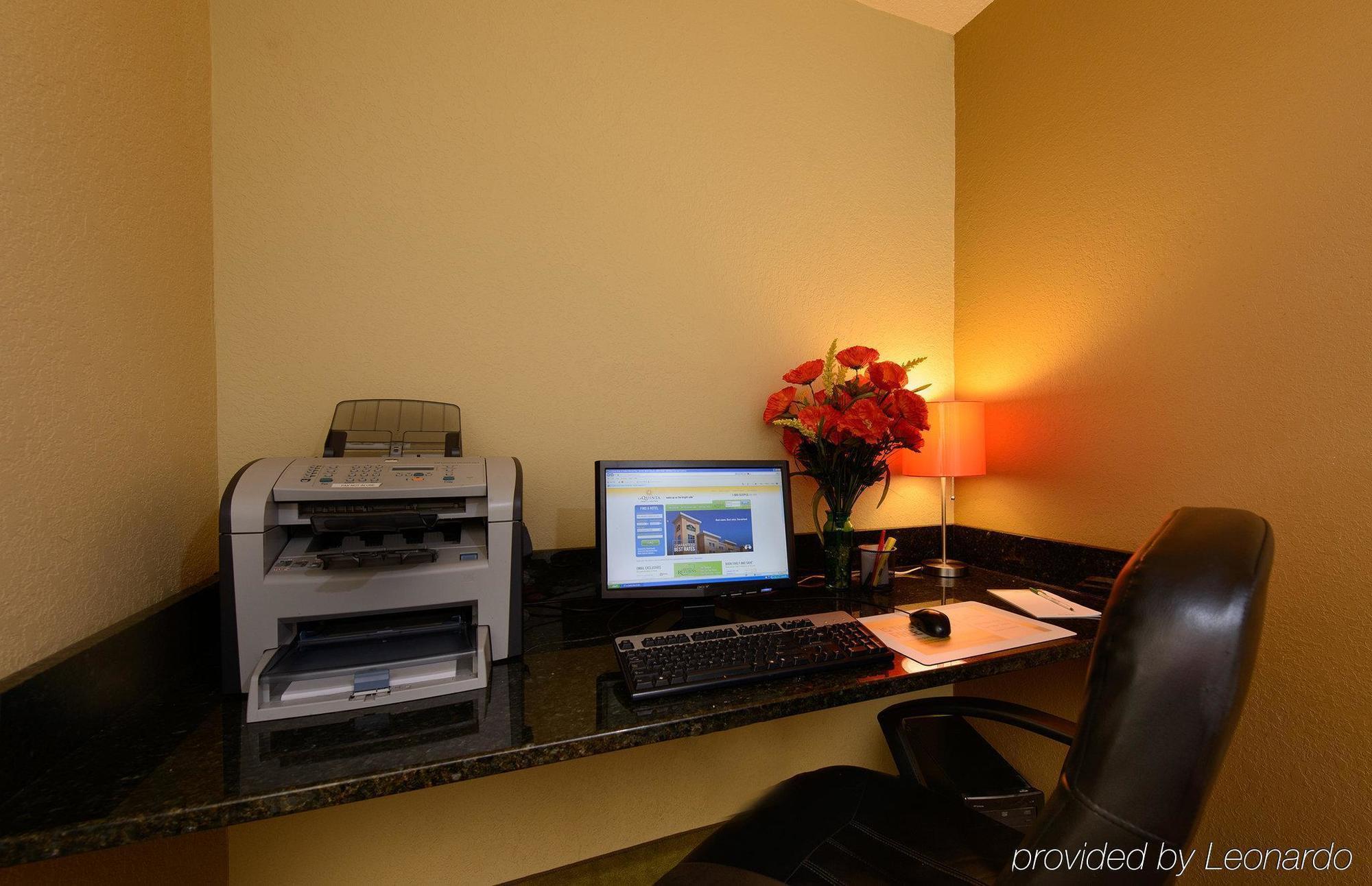 Country Inn & Suites By Radisson, Canton Near Hall Of Fame North Canton Dış mekan fotoğraf