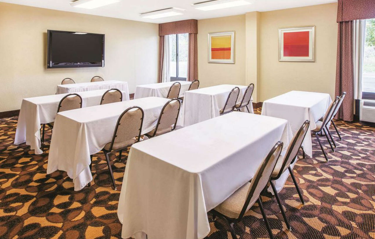 Country Inn & Suites By Radisson, Canton Near Hall Of Fame North Canton Dış mekan fotoğraf